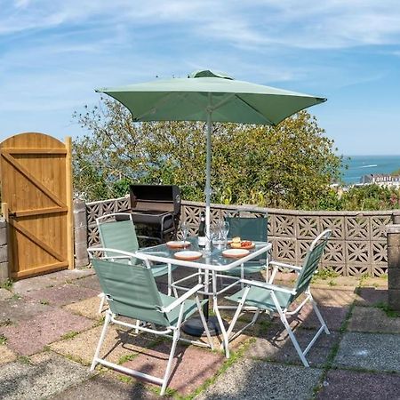 The Tempest, Sea Views, Coastal & Rural Walks. Apartment อิลฟราคูมบ์ ภายนอก รูปภาพ